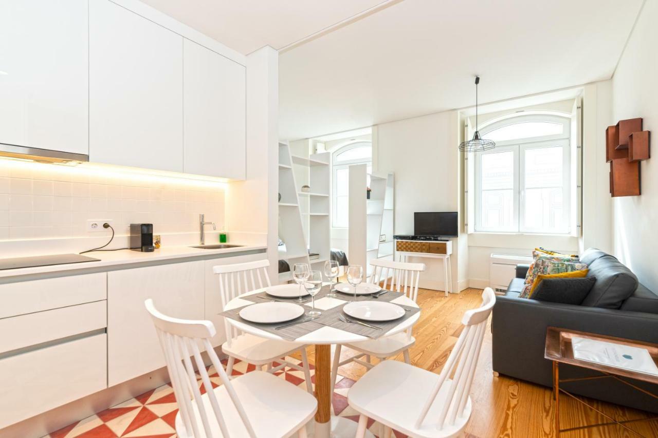 Modern Apartment In The Historical Center Лиссабон Экстерьер фото